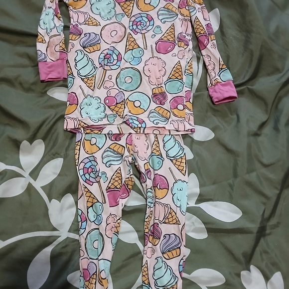 LS Pajamas - Picture 3 of 5